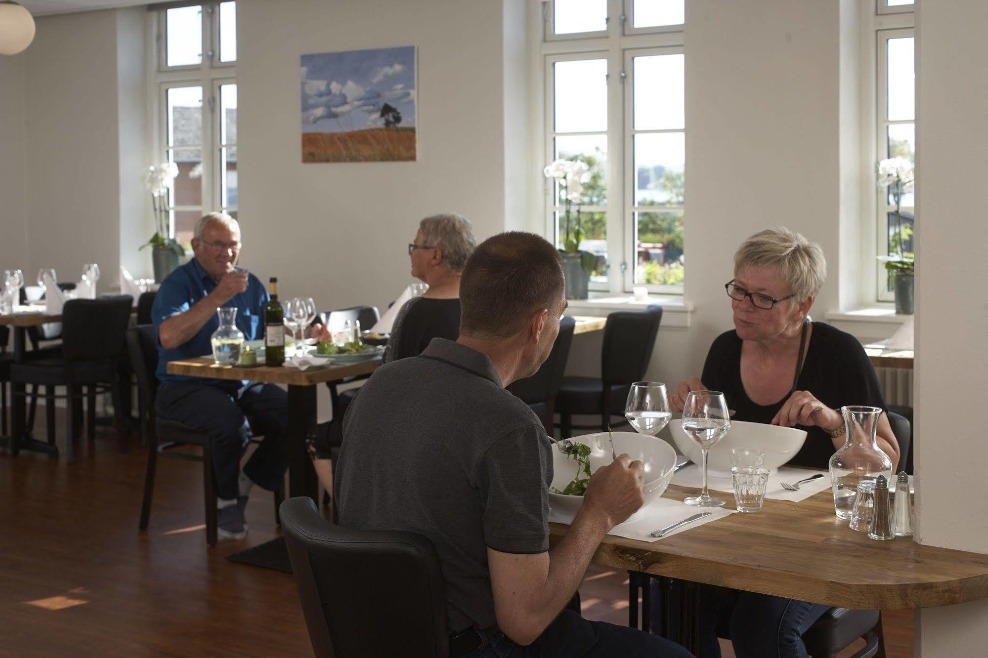 Hotel Residens Møen Stege Eksteriør billede